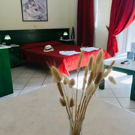 L'eremo Luxury Apartamento *