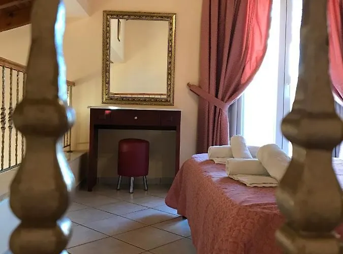 L'eremo Luxury Apartment